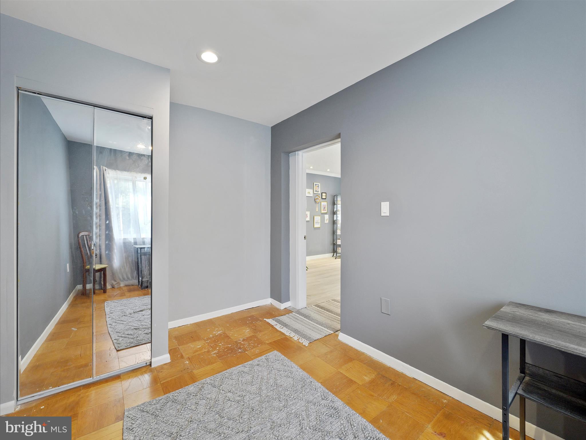 BETHESDA PARK - Residential