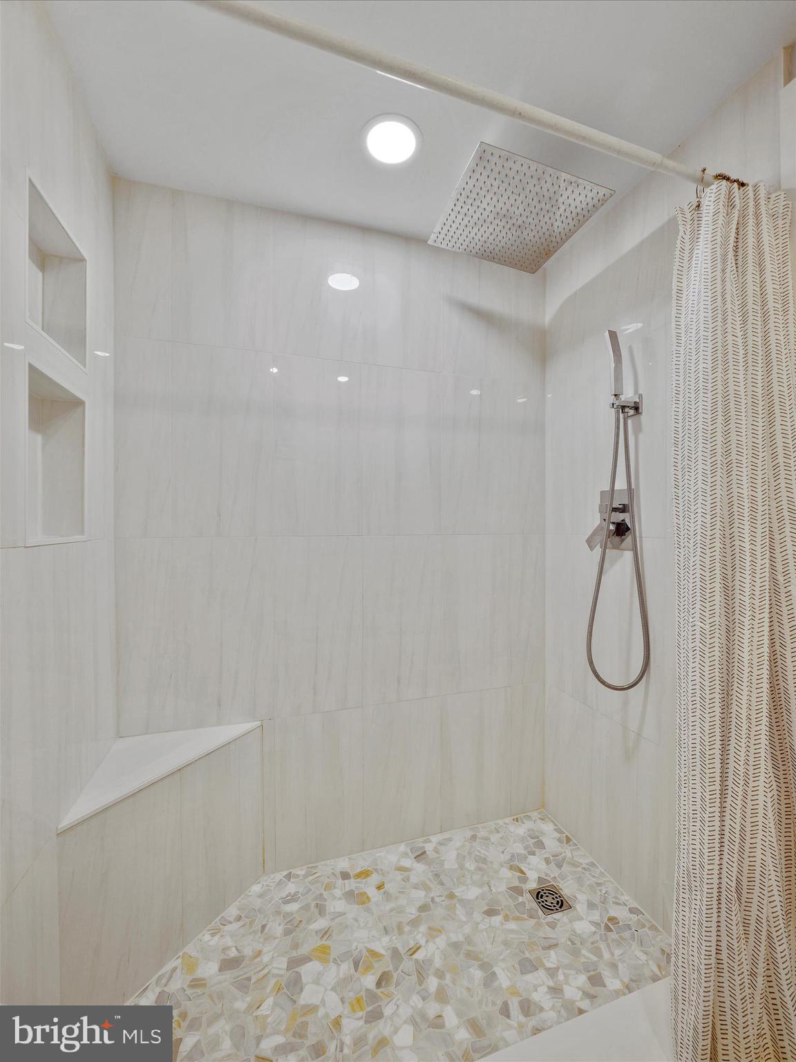 BETHESDA PARK - Residential