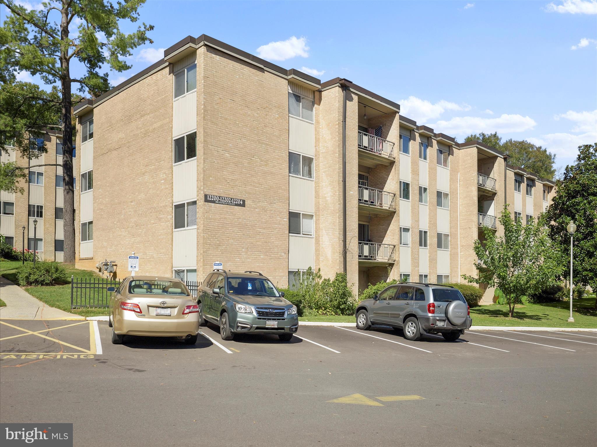 BETHESDA PARK - Residential