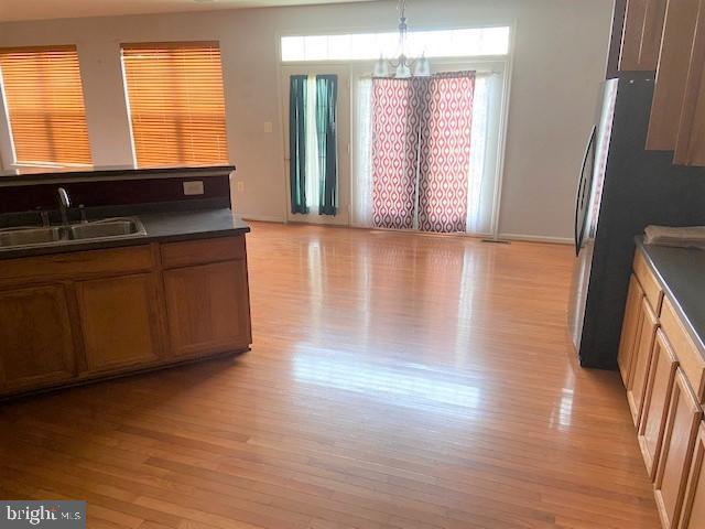 HUNTFIELD - Residential Lease