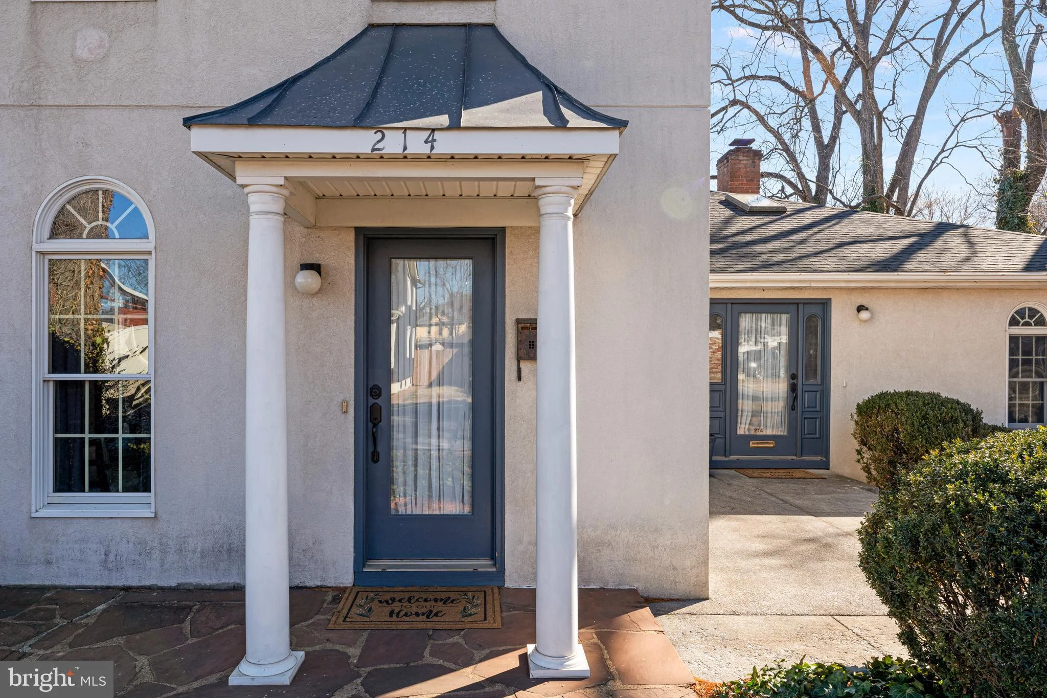 214 S Royal Avenue