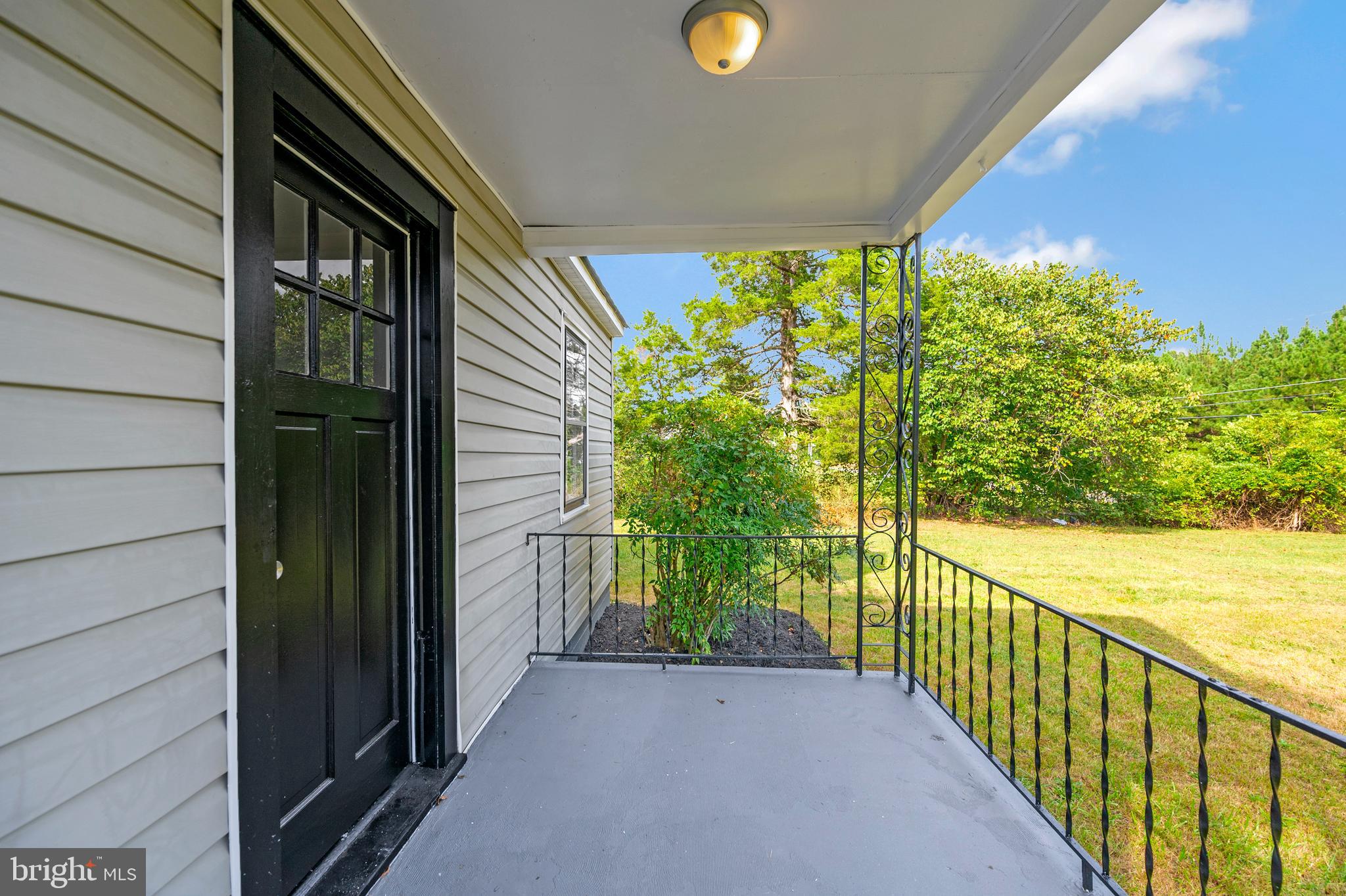 LOUISA - Residential