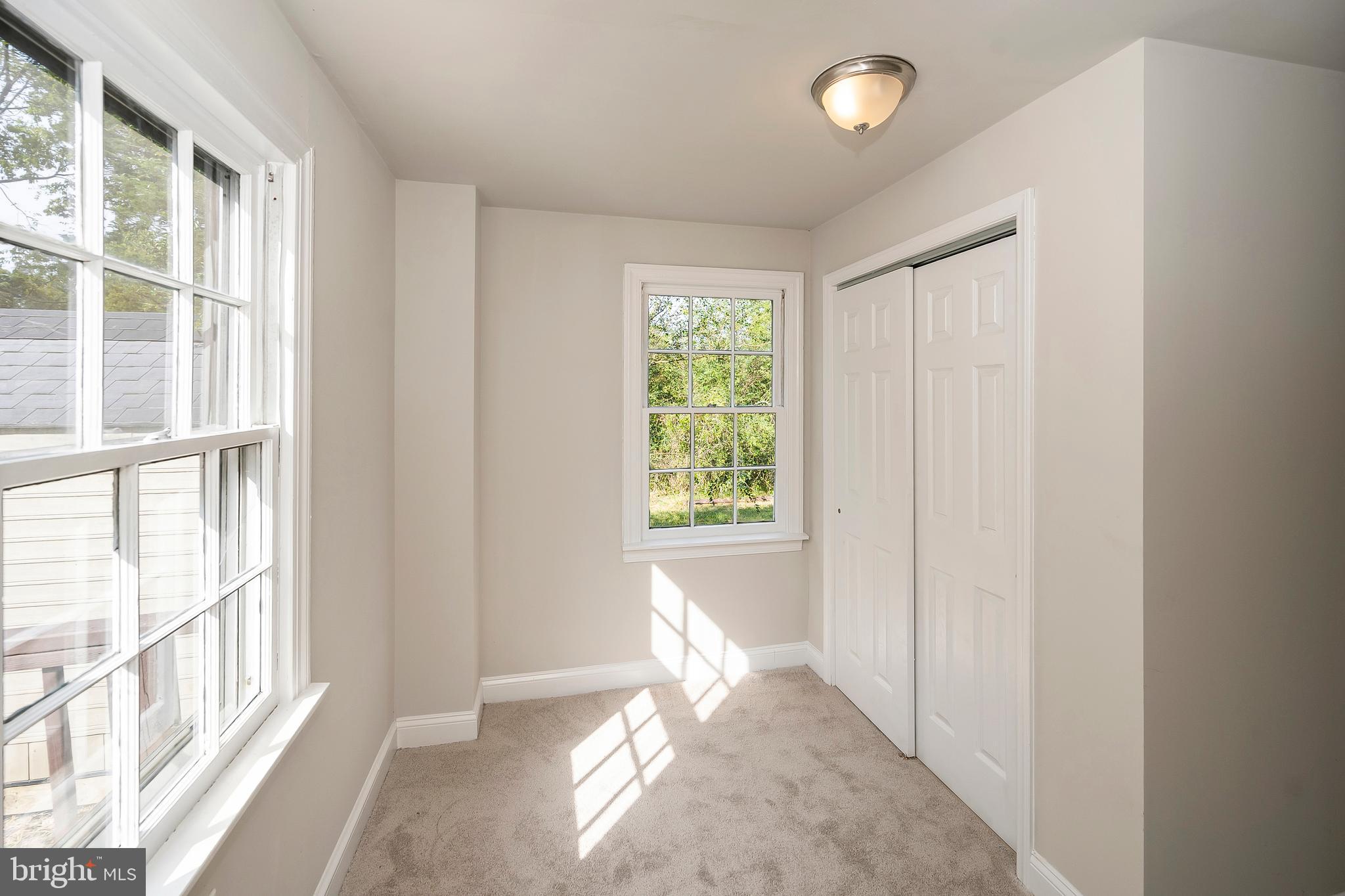 LOUISA - Residential