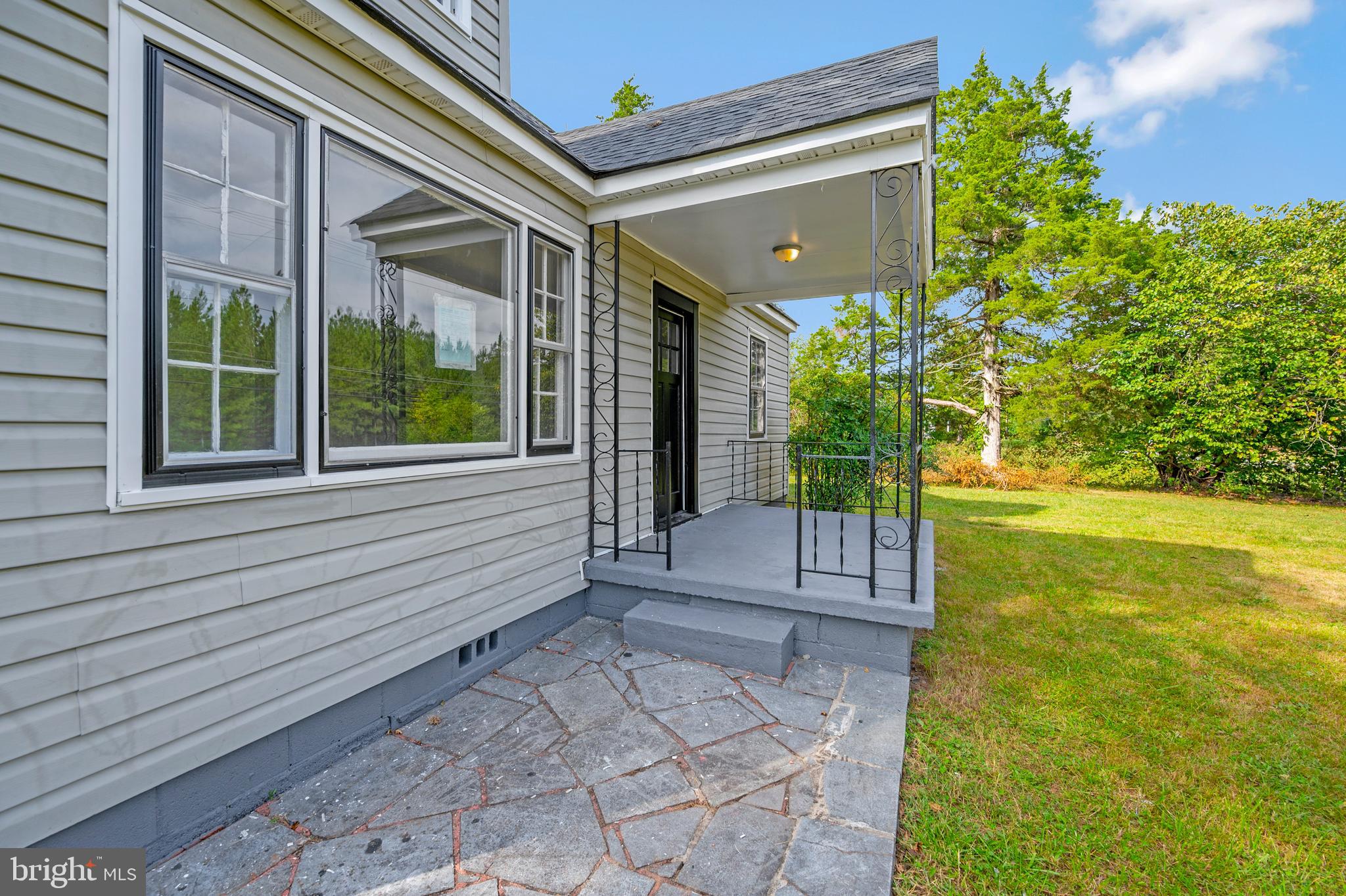 LOUISA - Residential