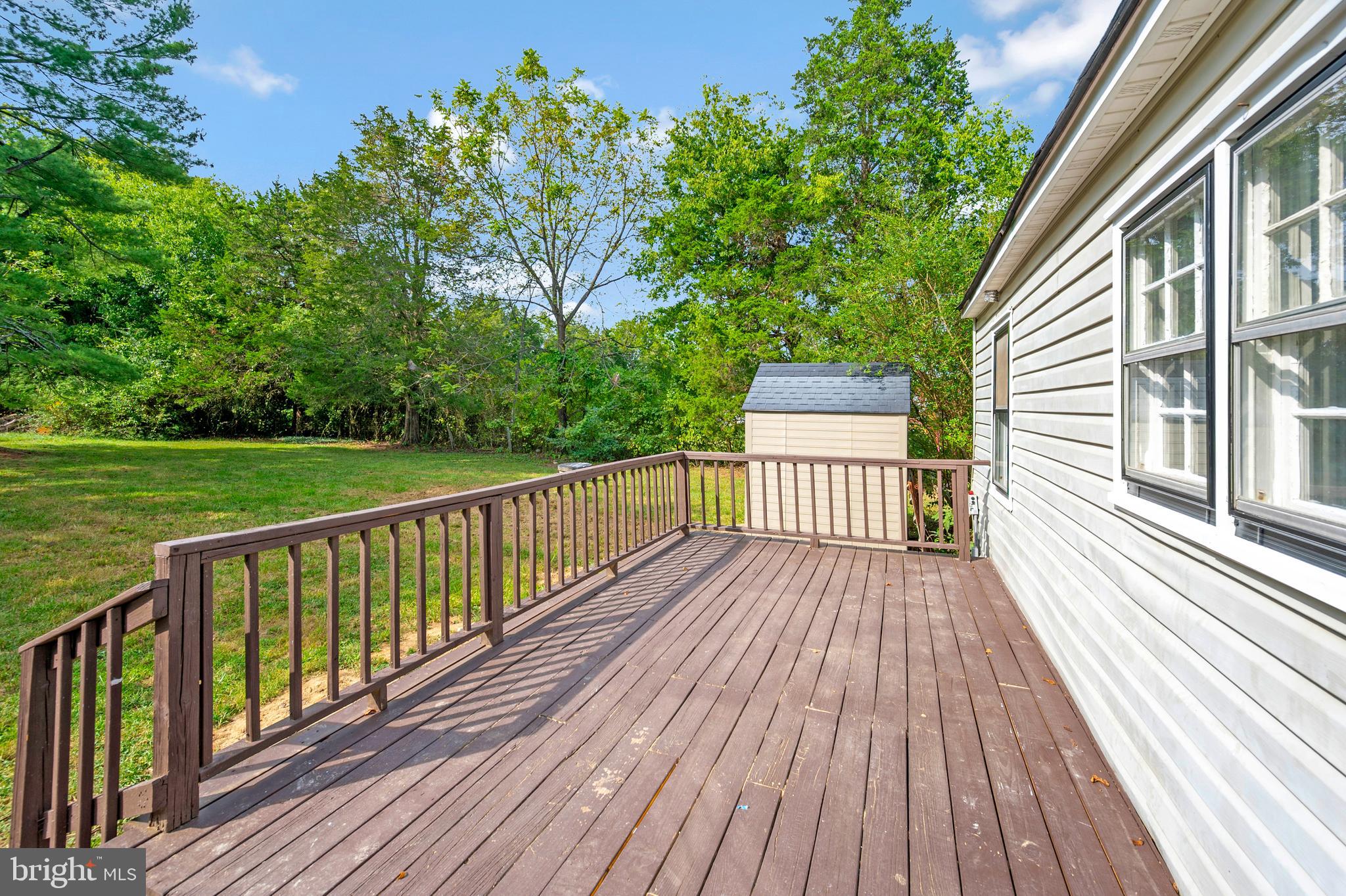 LOUISA - Residential