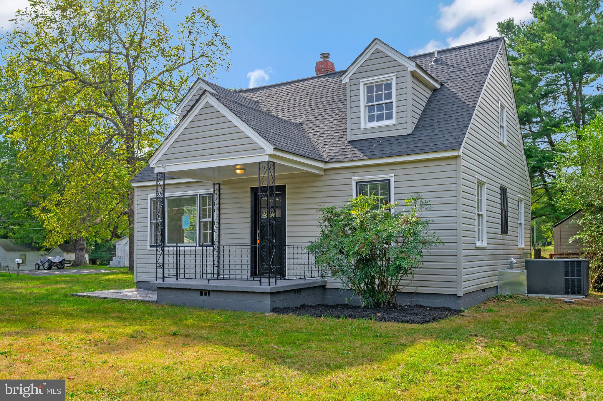 LOUISA - Residential