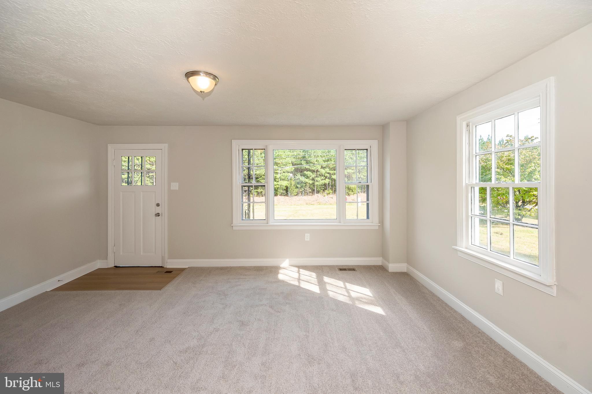 LOUISA - Residential