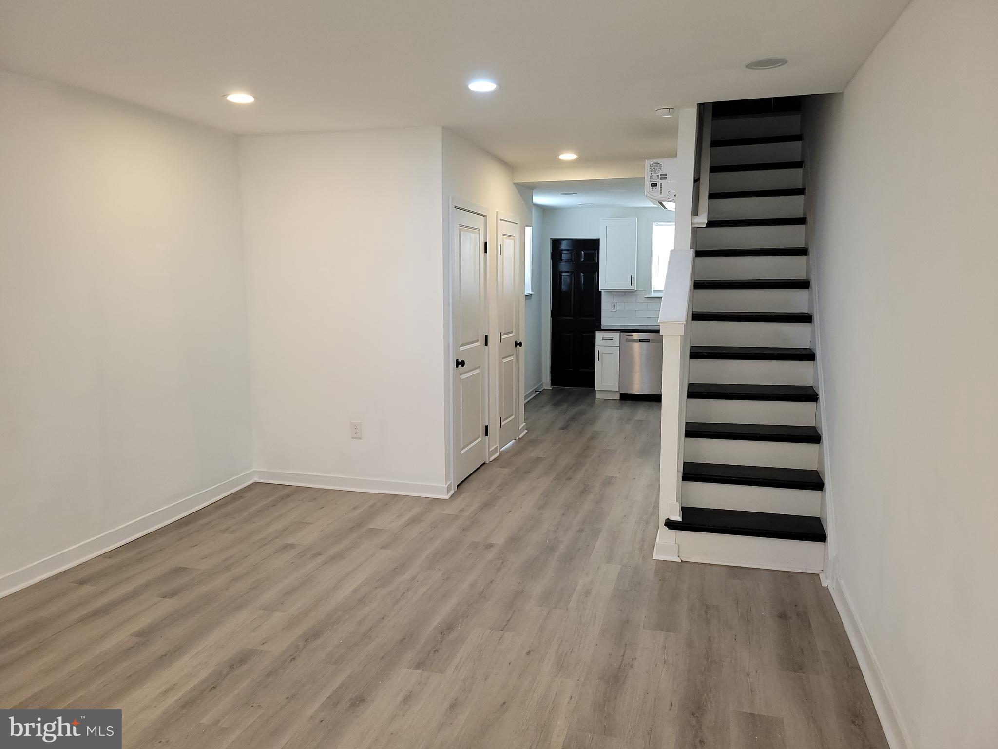 LOWER MOYAMENSING - Residential Lease