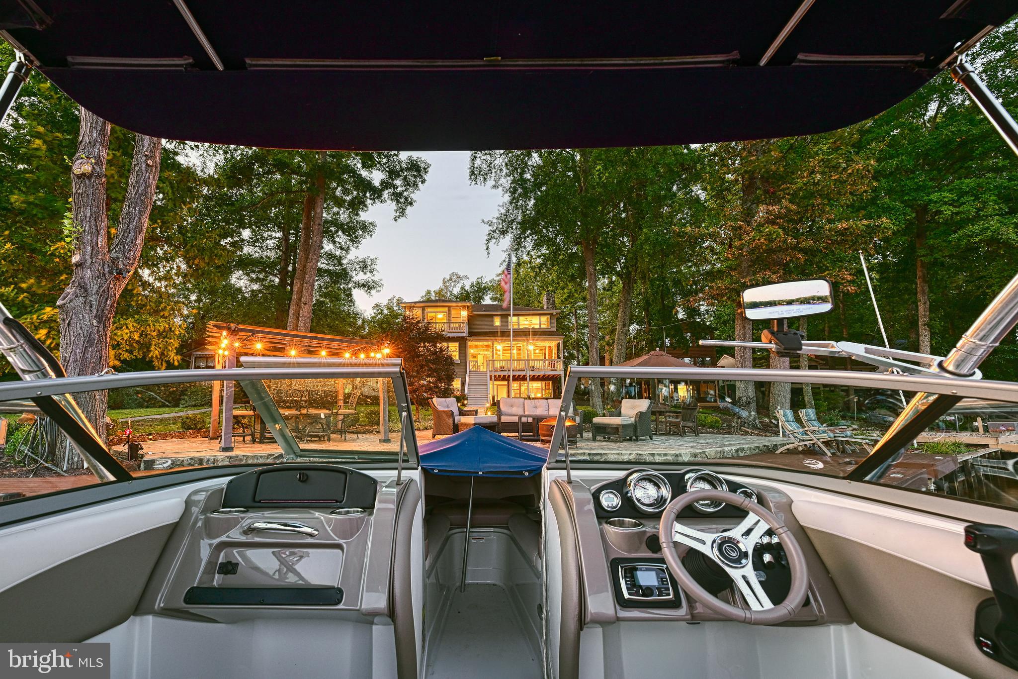 LAKE OF THE WOODS - Residential