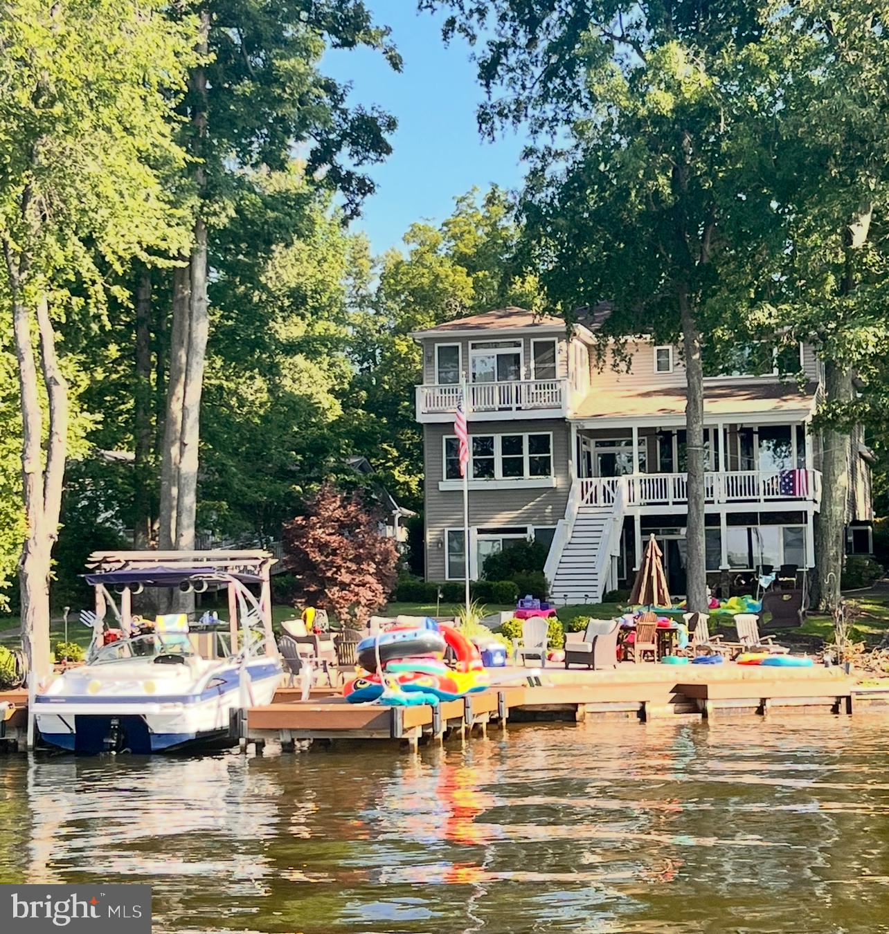 LAKE OF THE WOODS - Residential