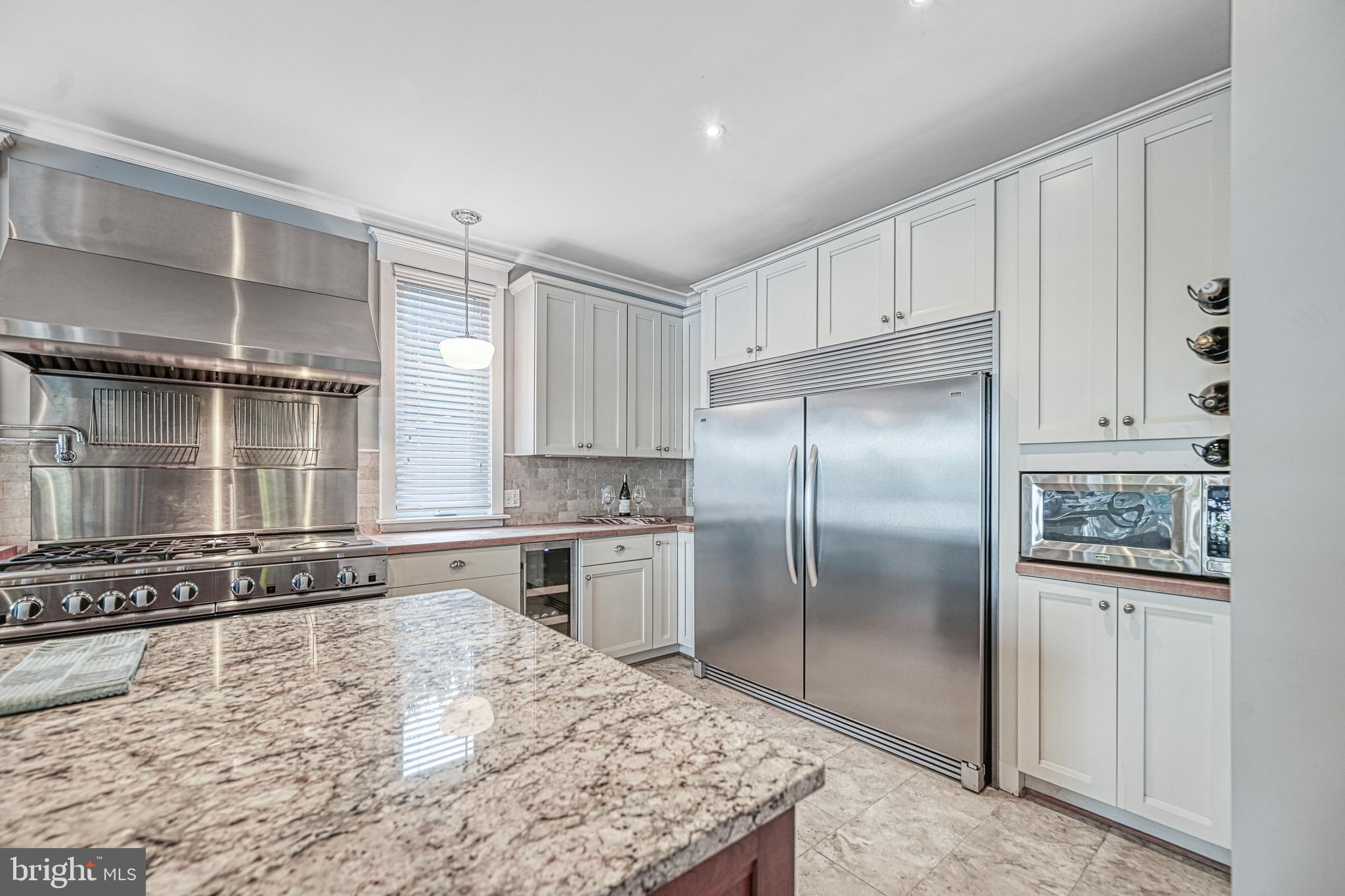 LAKE OF THE WOODS - Residential