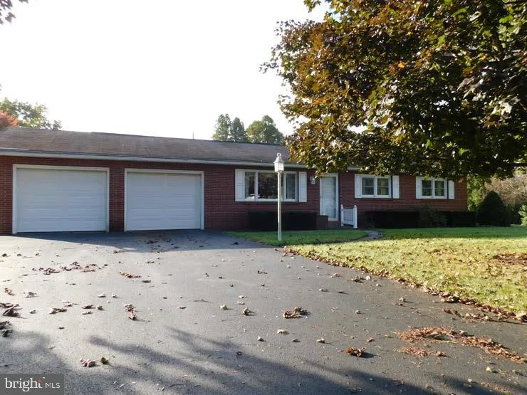 122 Schweyer Avenue, Mifflintown, PA 17059