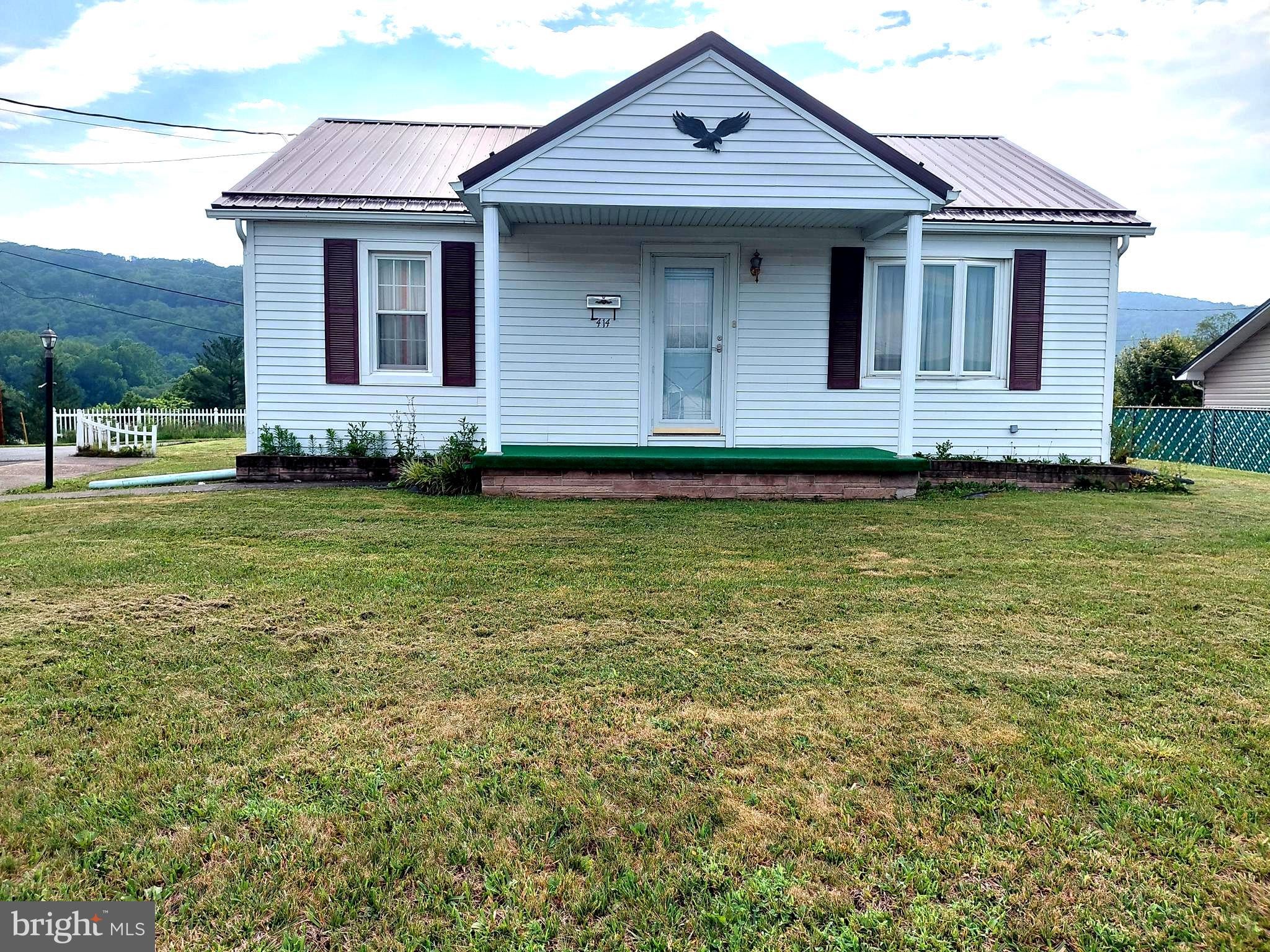 414 HIGHLAND AVE