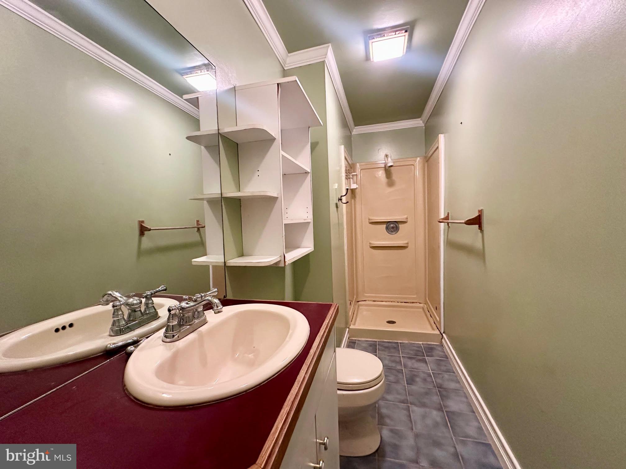 FAIRFAX HEIGHTS - Residential