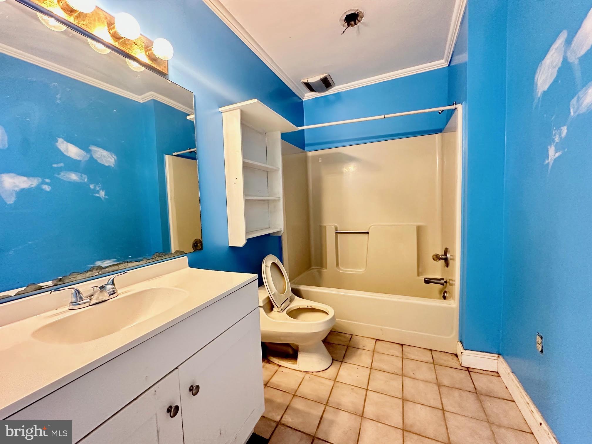 FAIRFAX HEIGHTS - Residential