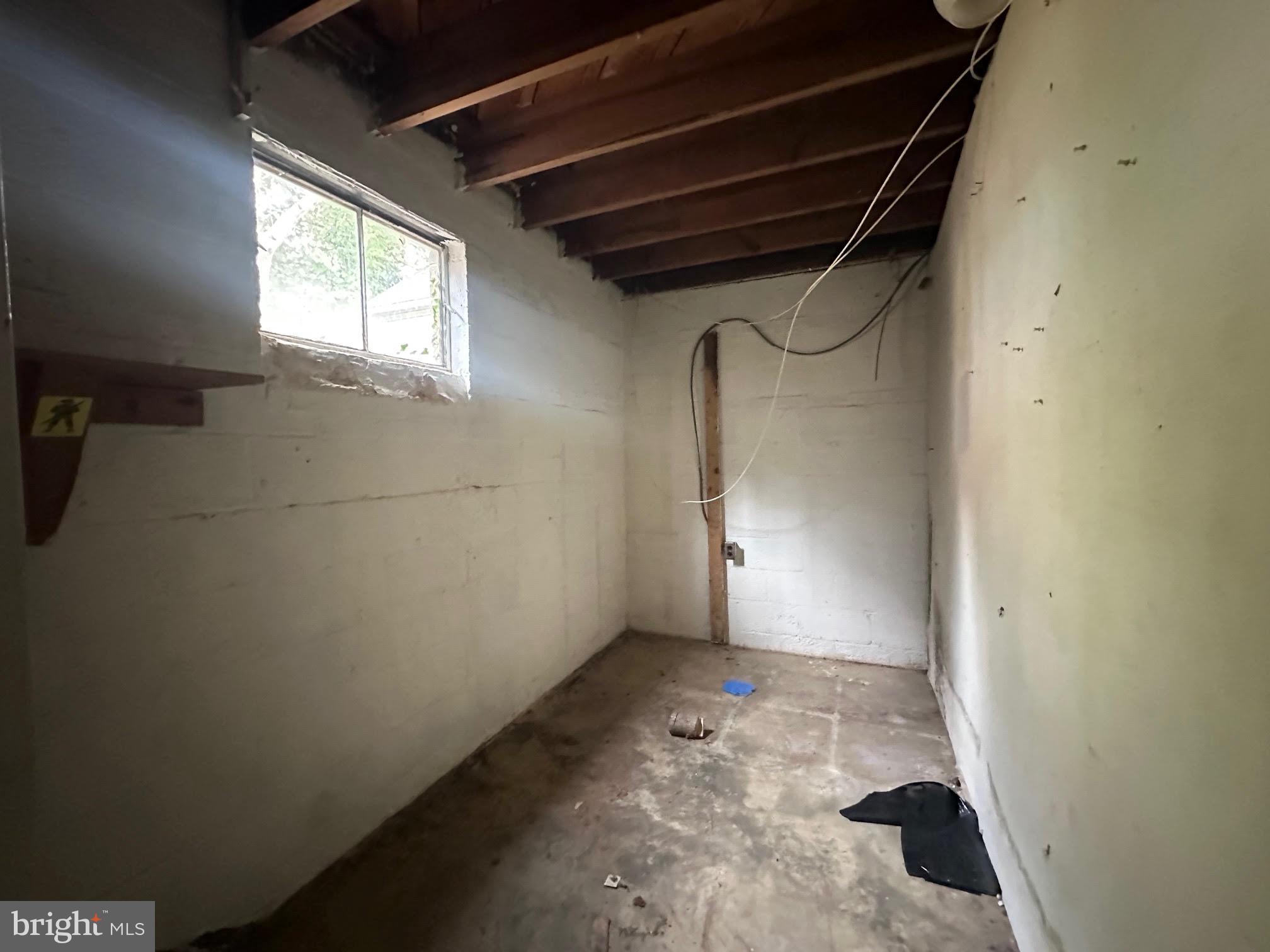 FAIRFAX HEIGHTS - Residential