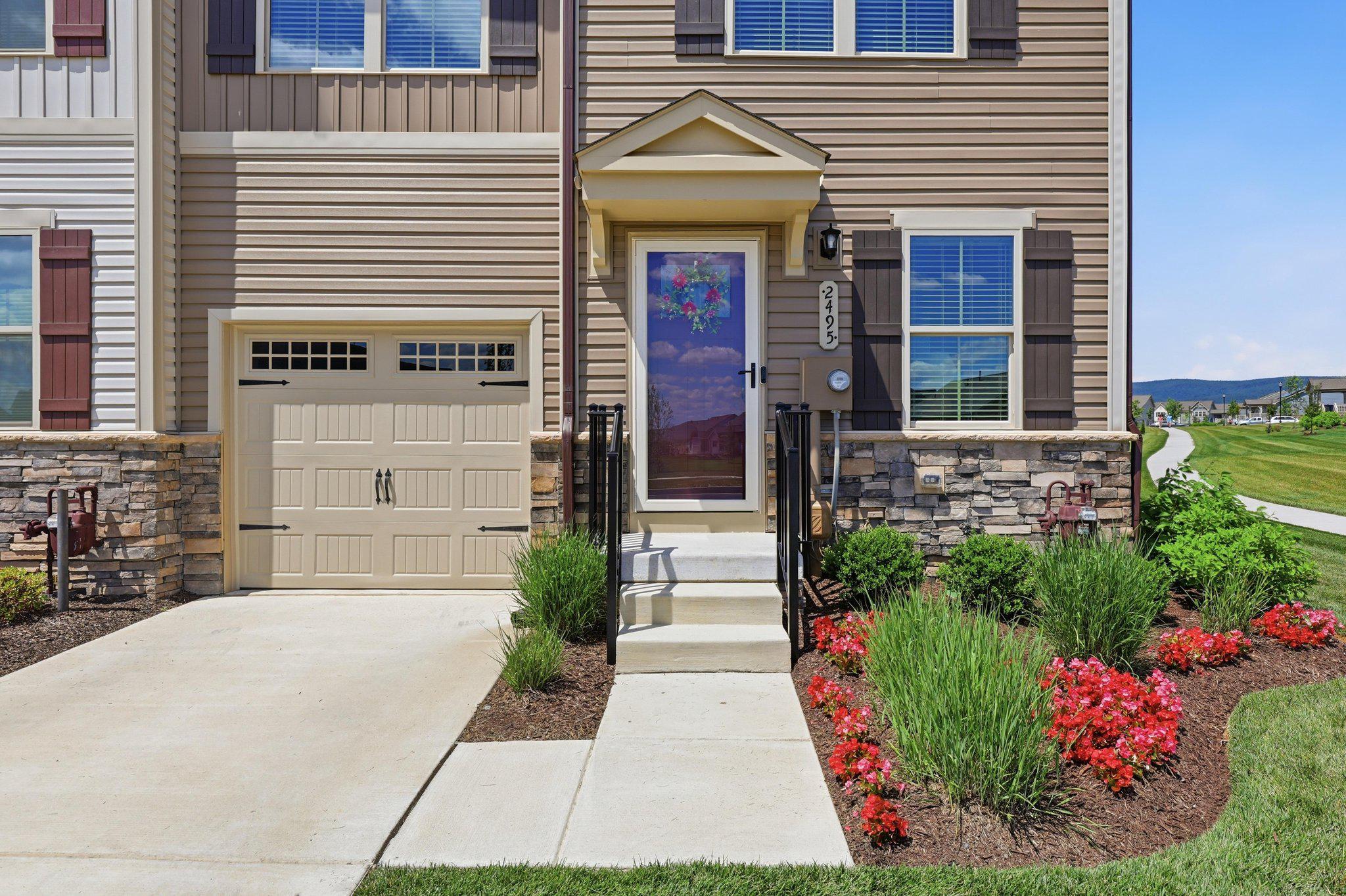 2495 SILVER LEAF DRIVE