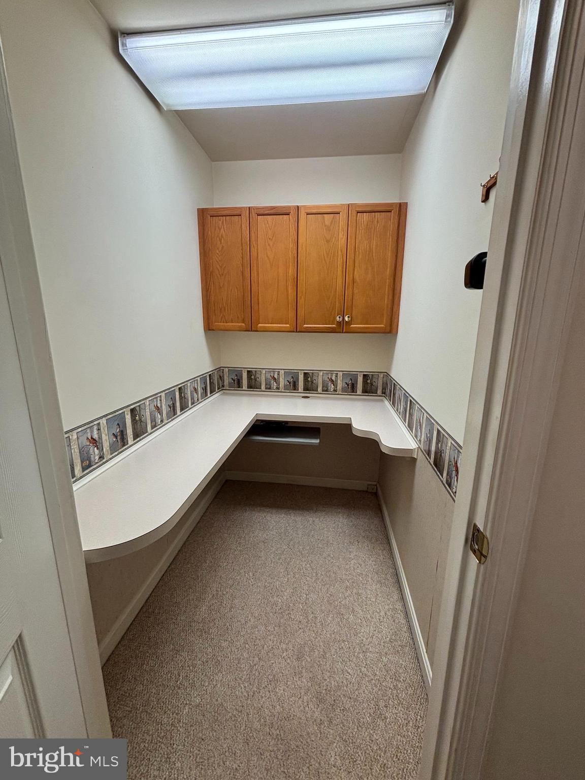 LAUREL WOODS - Residential Lease