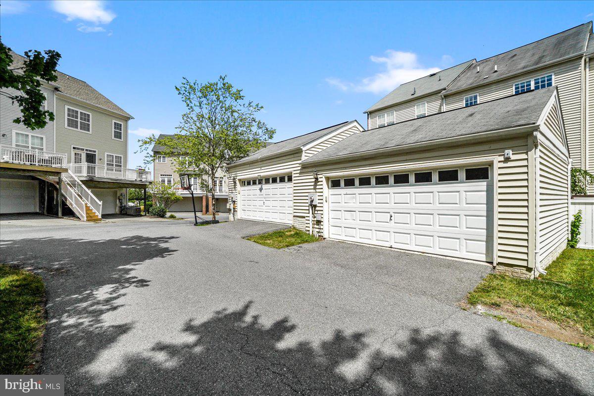 CLARKSBURG TOWN CENTER - Residential