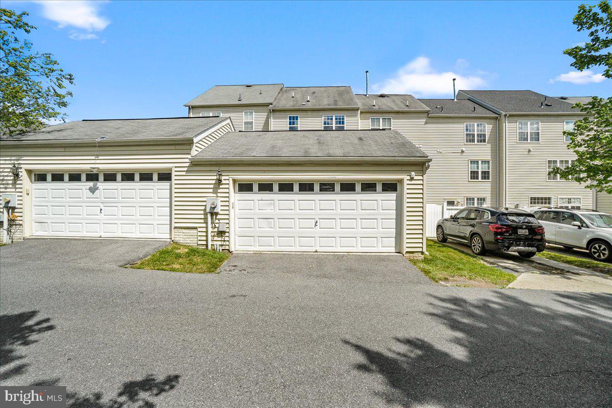 CLARKSBURG TOWN CENTER - Residential