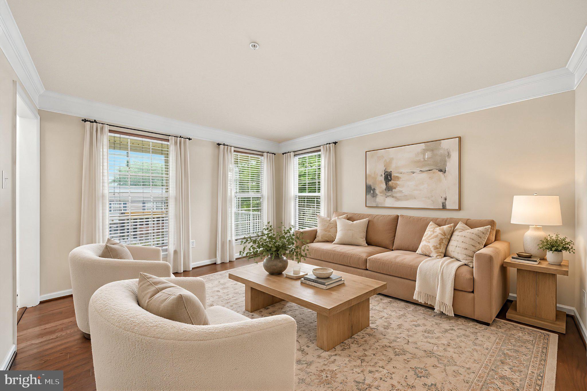 6728 MEADOWLAWN CIRCLE