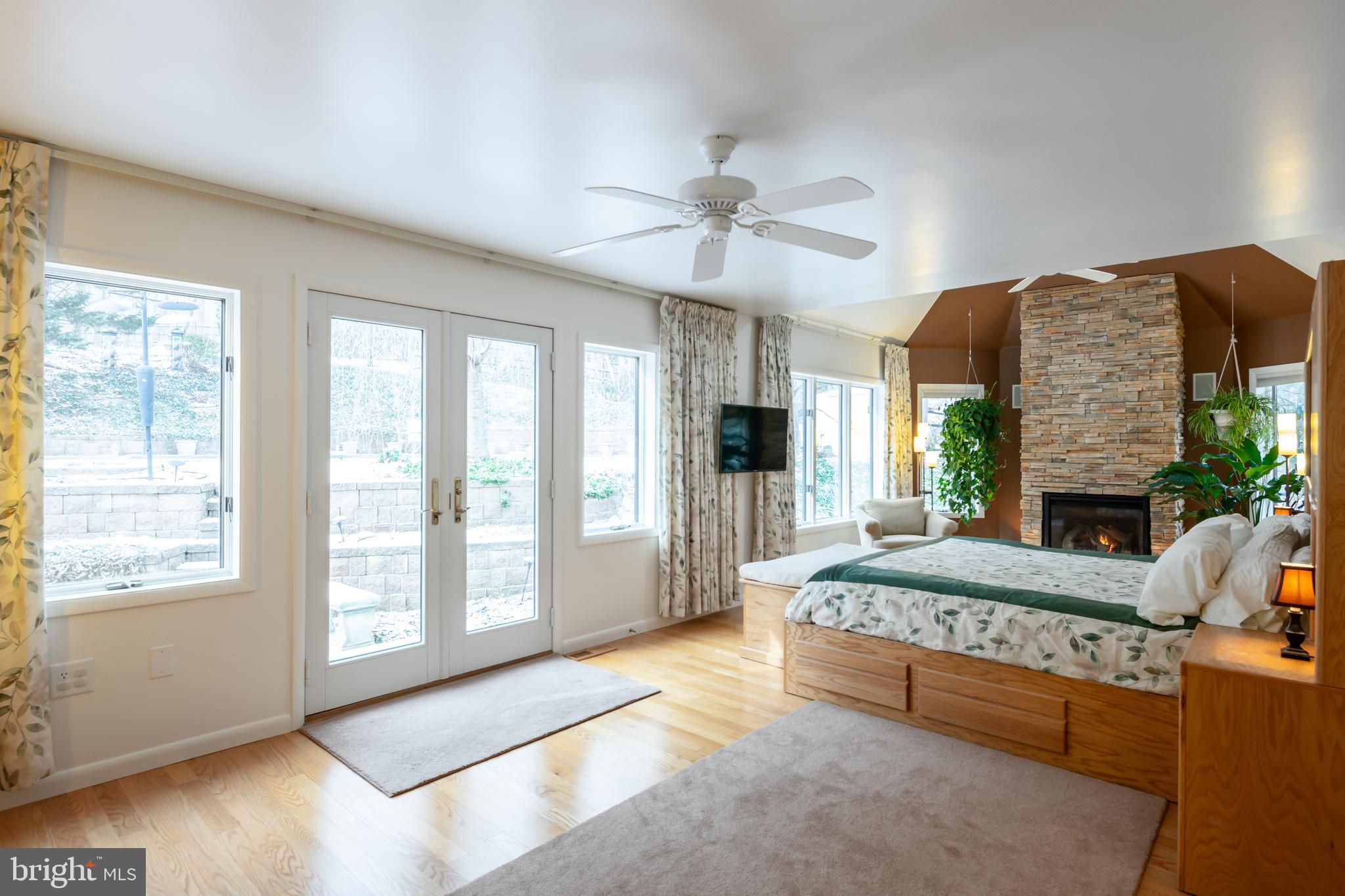 THE VINEYARDS - Residential