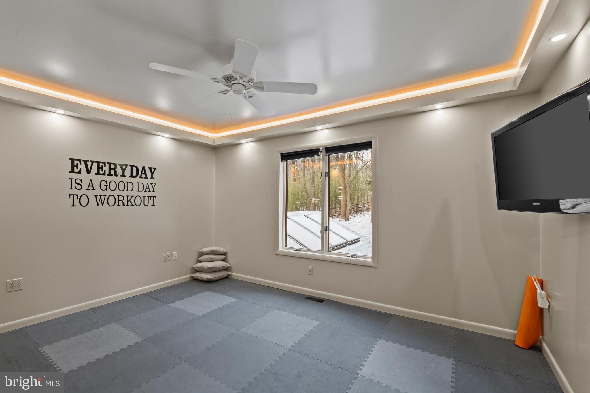 THE VINEYARDS - Residential