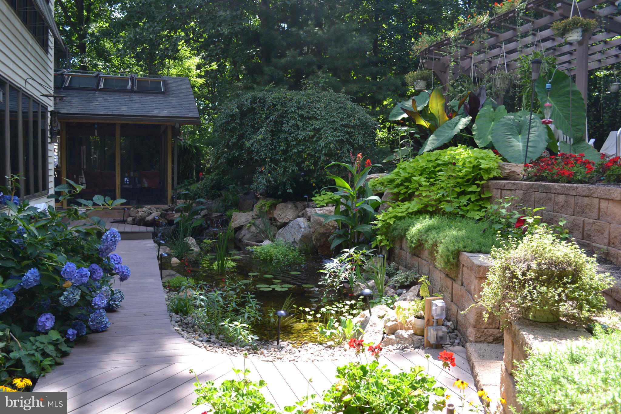 THE VINEYARDS - Residential