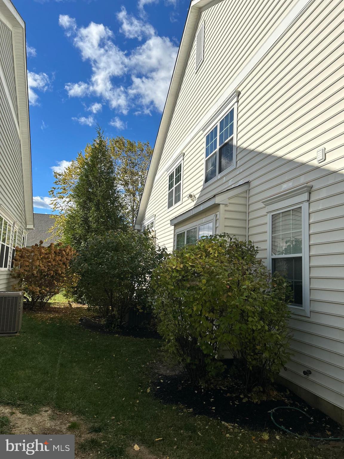 MERIDIAN CROSSING - Residential