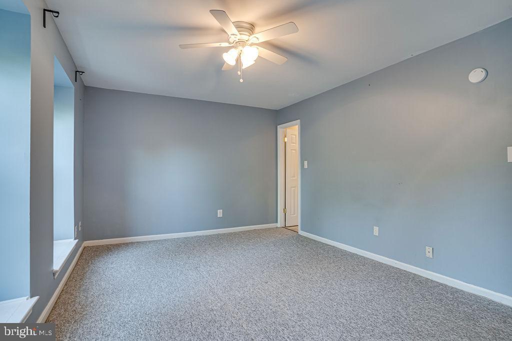 TOWNS OF FOREST HILLS - Residential Lease