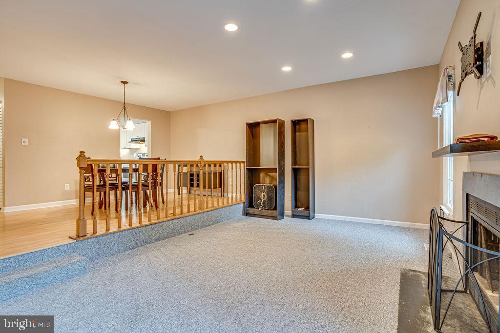 TOWNS OF FOREST HILLS - Residential Lease