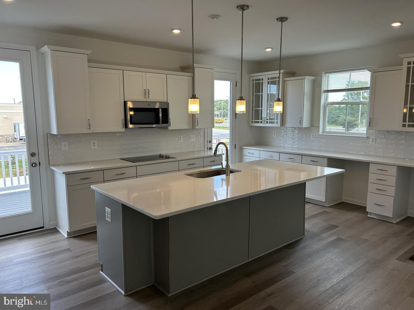 531 ROSEMARY CIRCLE