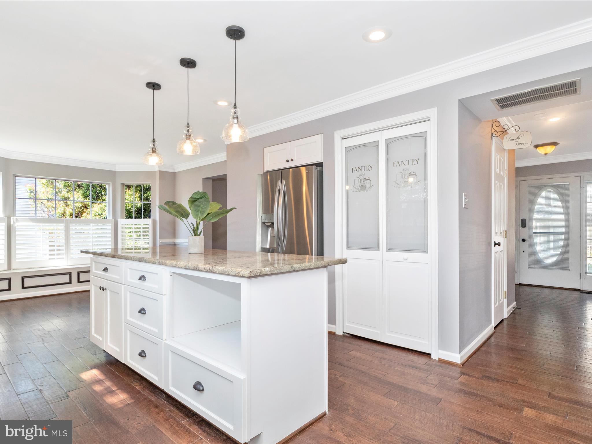 FOUR SEASONS ESTATES - Residential