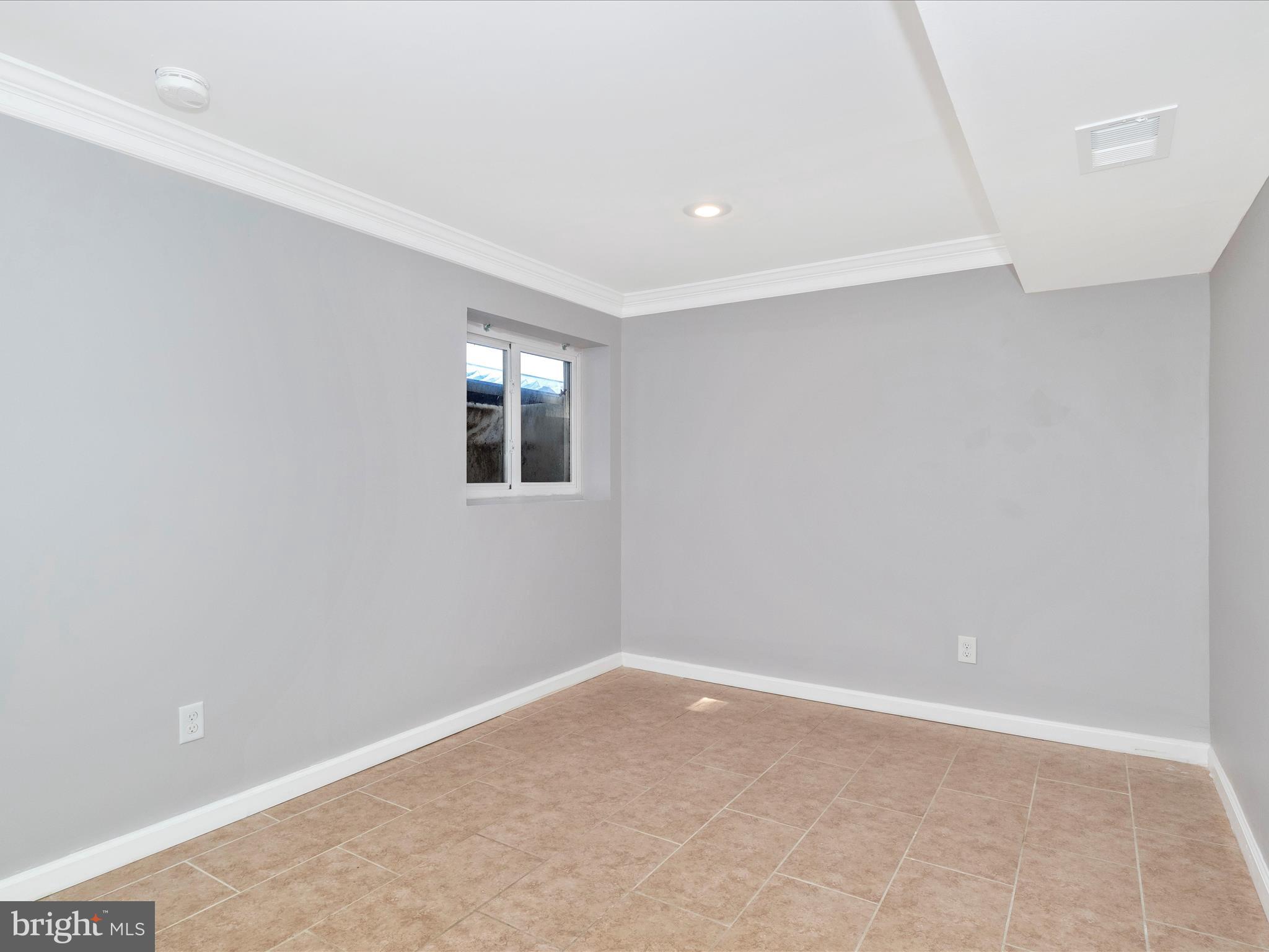 FOUR SEASONS ESTATES - Residential