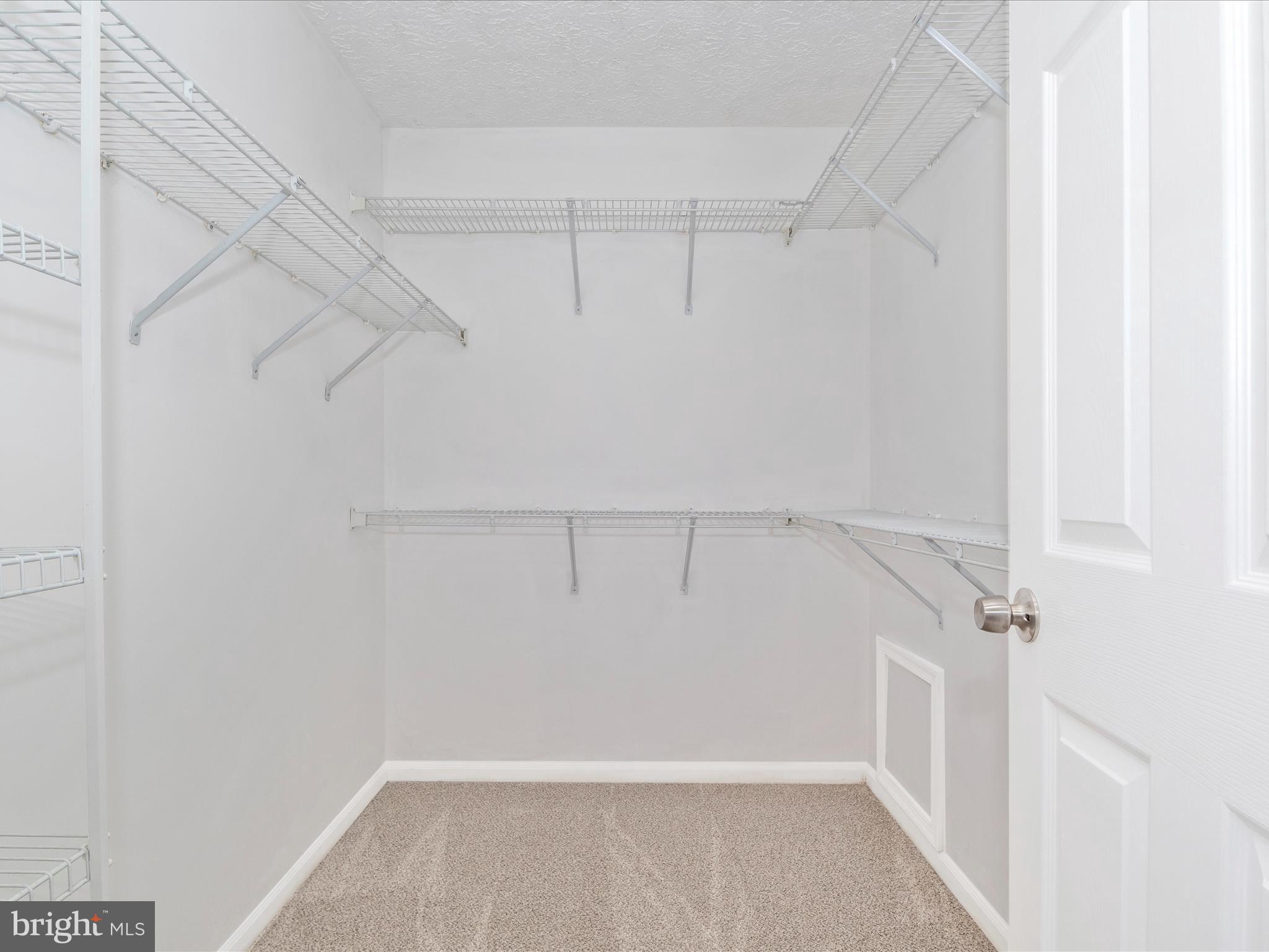 FOUR SEASONS ESTATES - Residential