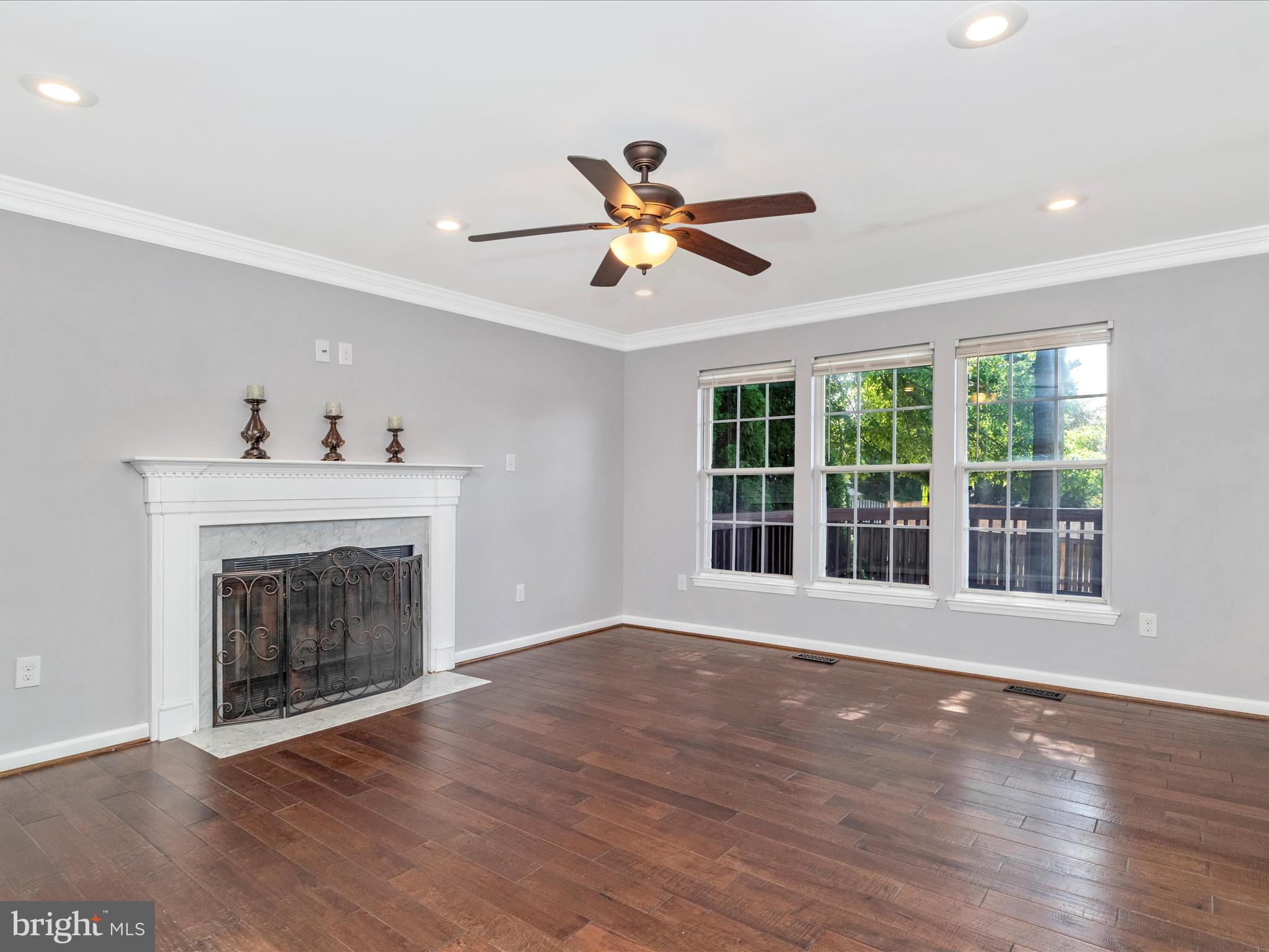 FOUR SEASONS ESTATES - Residential