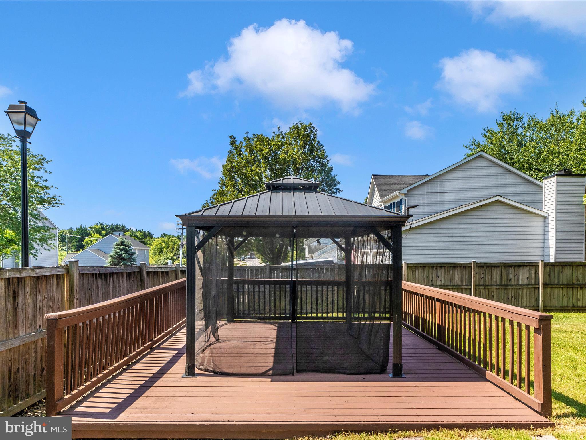 FOUR SEASONS ESTATES - Residential