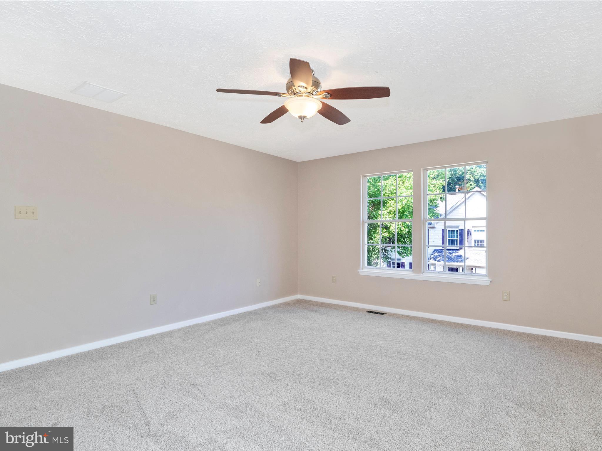 FOUR SEASONS ESTATES - Residential