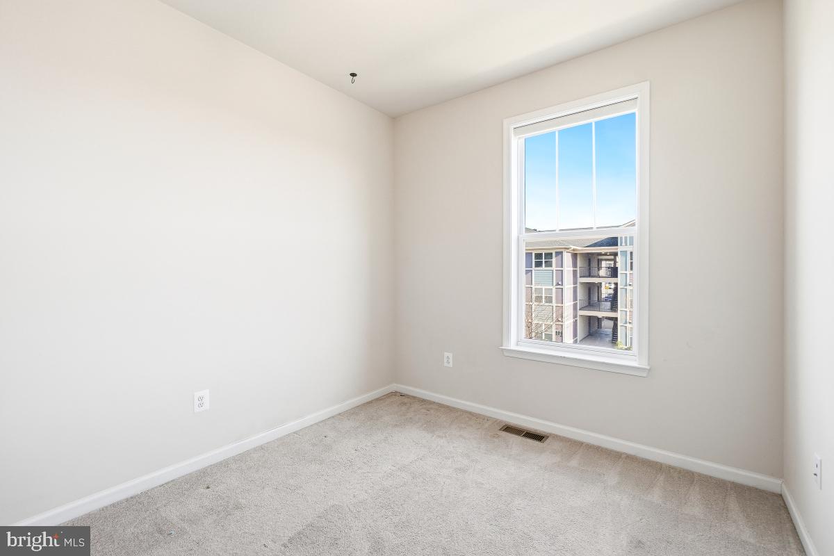 HARRINGTON TERRACE - Residential Lease