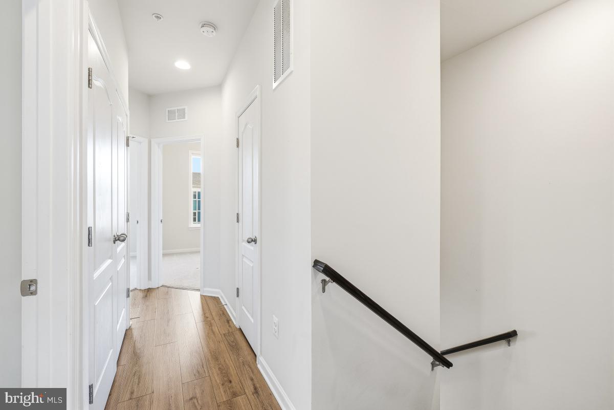 HARRINGTON TERRACE - Residential Lease