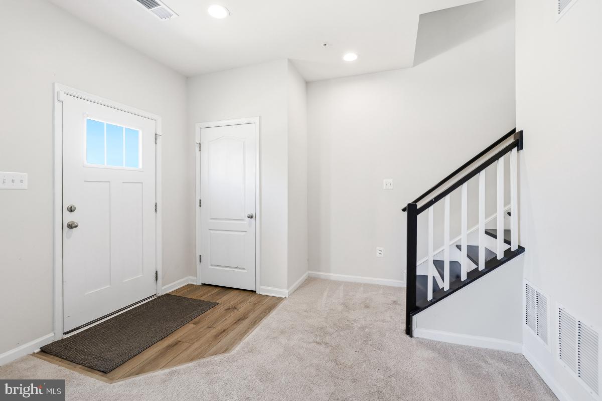 HARRINGTON TERRACE - Residential Lease