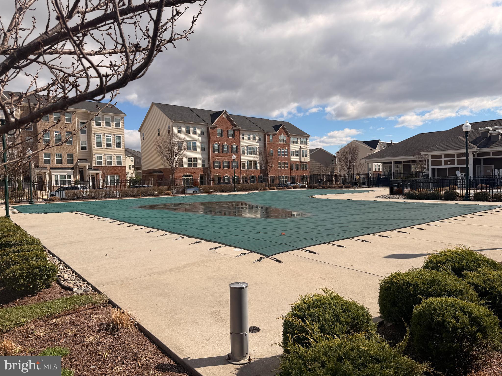 JEFFERSON PLACE - Residential