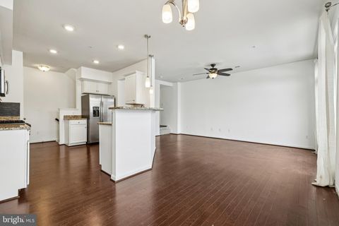 Tiny photo for 5841 Bella Marie Way, FREDERICK, MD 21703 (MLS # MDFR2076404)