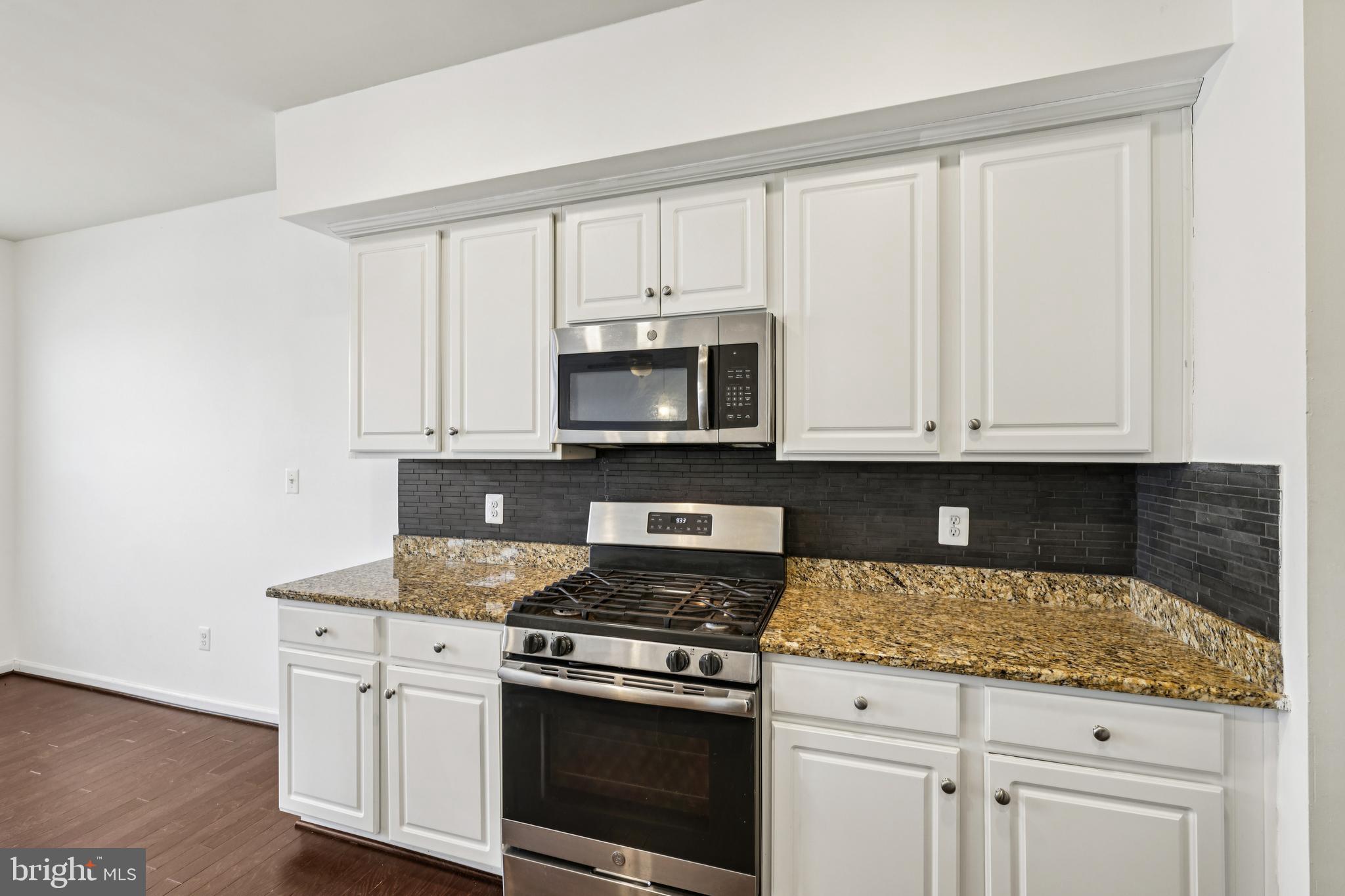 JEFFERSON PLACE - Residential