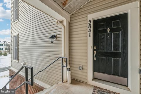 Tiny photo for 5841 Bella Marie Way, FREDERICK, MD 21703 (MLS # MDFR2076404)