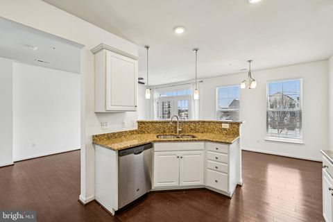 Tiny photo for 5841 Bella Marie Way, FREDERICK, MD 21703 (MLS # MDFR2076404)