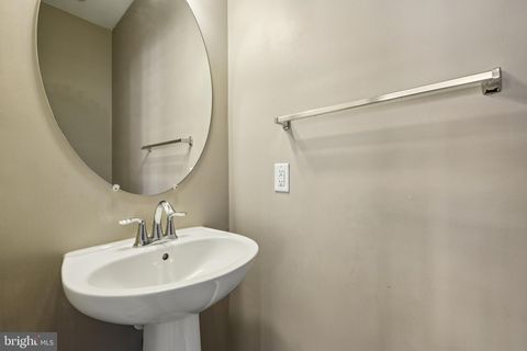 Tiny photo for 5841 Bella Marie Way, FREDERICK, MD 21703 (MLS # MDFR2076404)