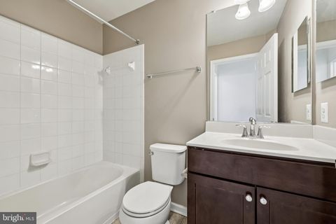 Tiny photo for 5841 Bella Marie Way, FREDERICK, MD 21703 (MLS # MDFR2076404)