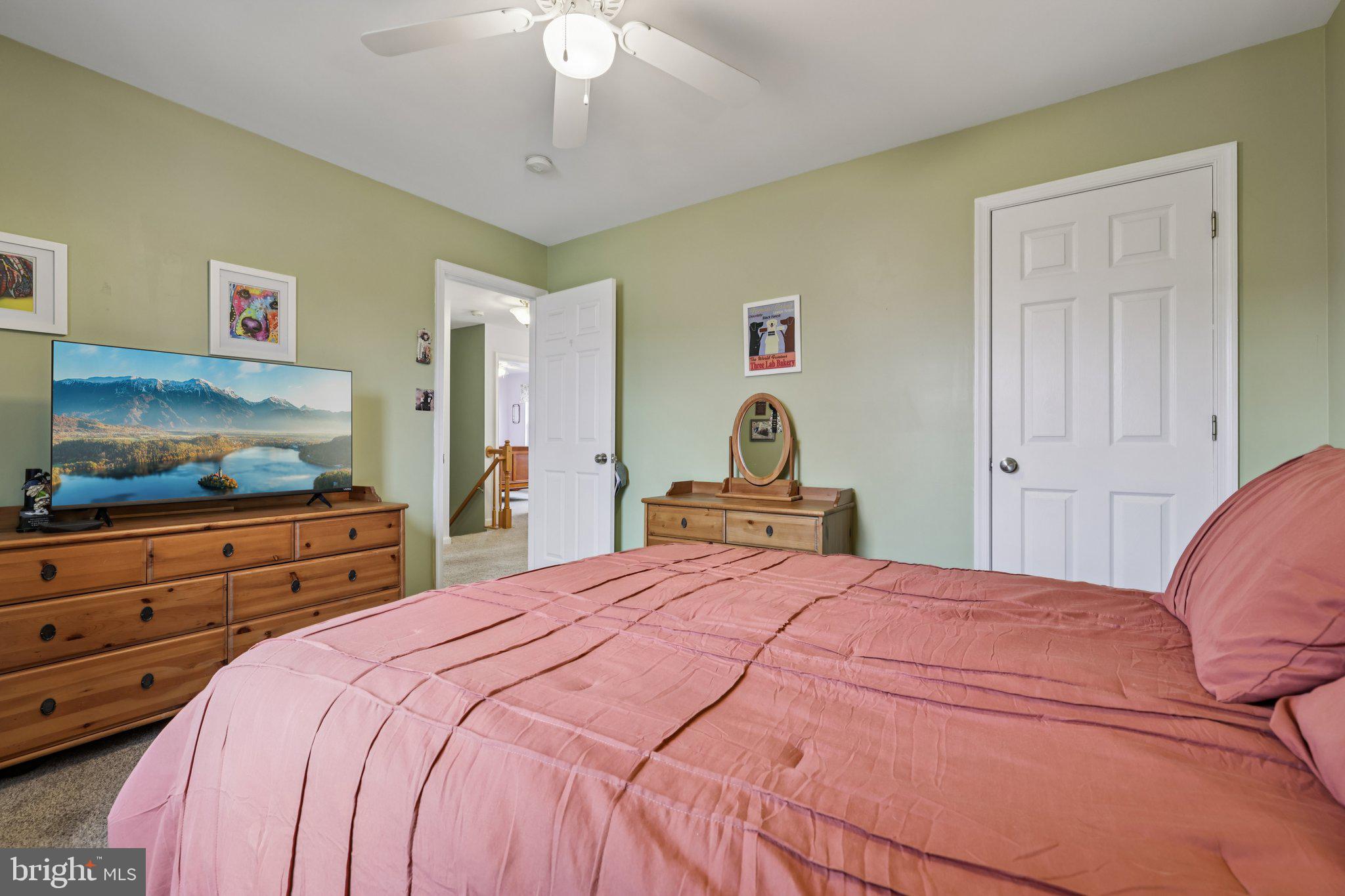 MEADOWBROOK - Residential