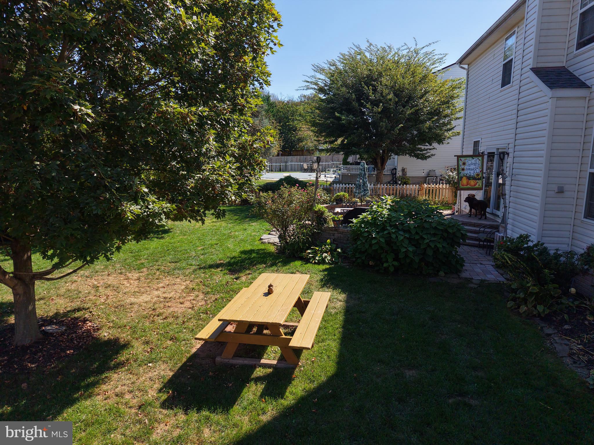 MEADOWBROOK - Residential